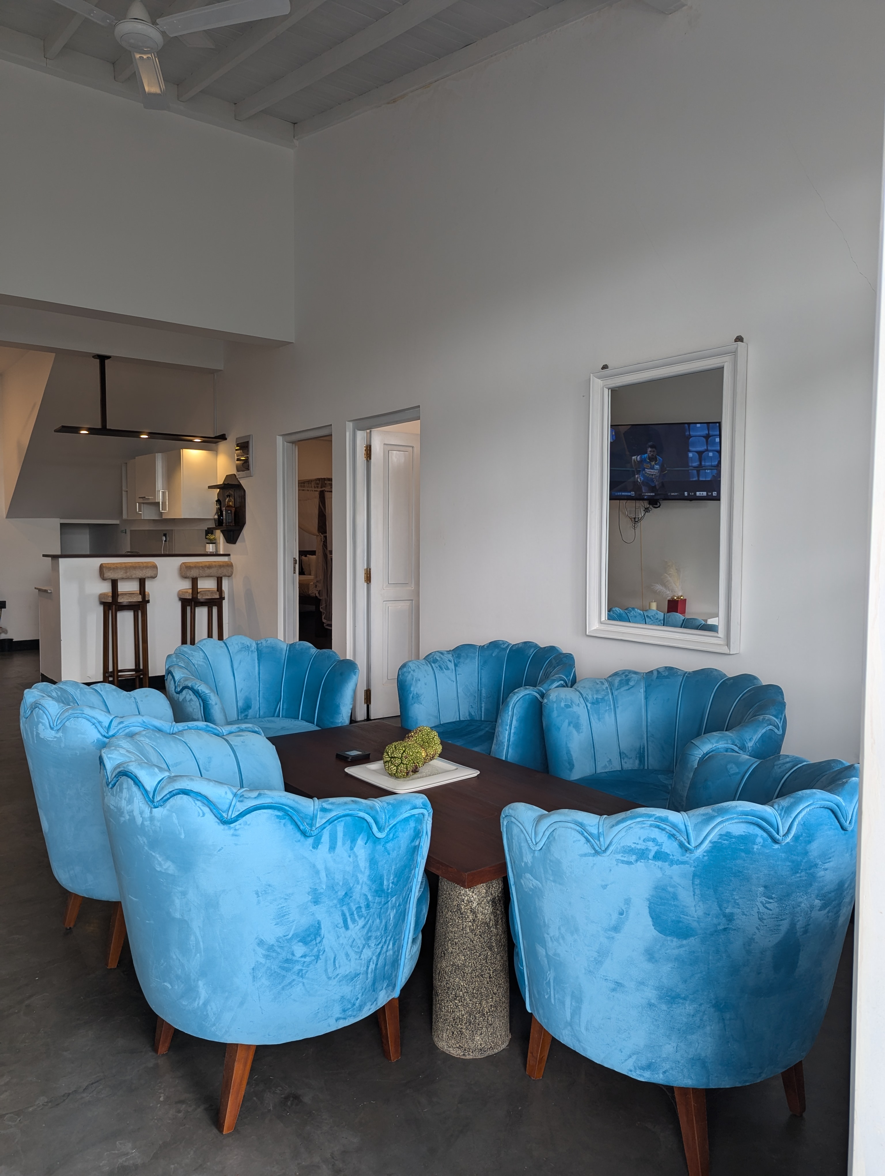 pxl 20241119 090400892