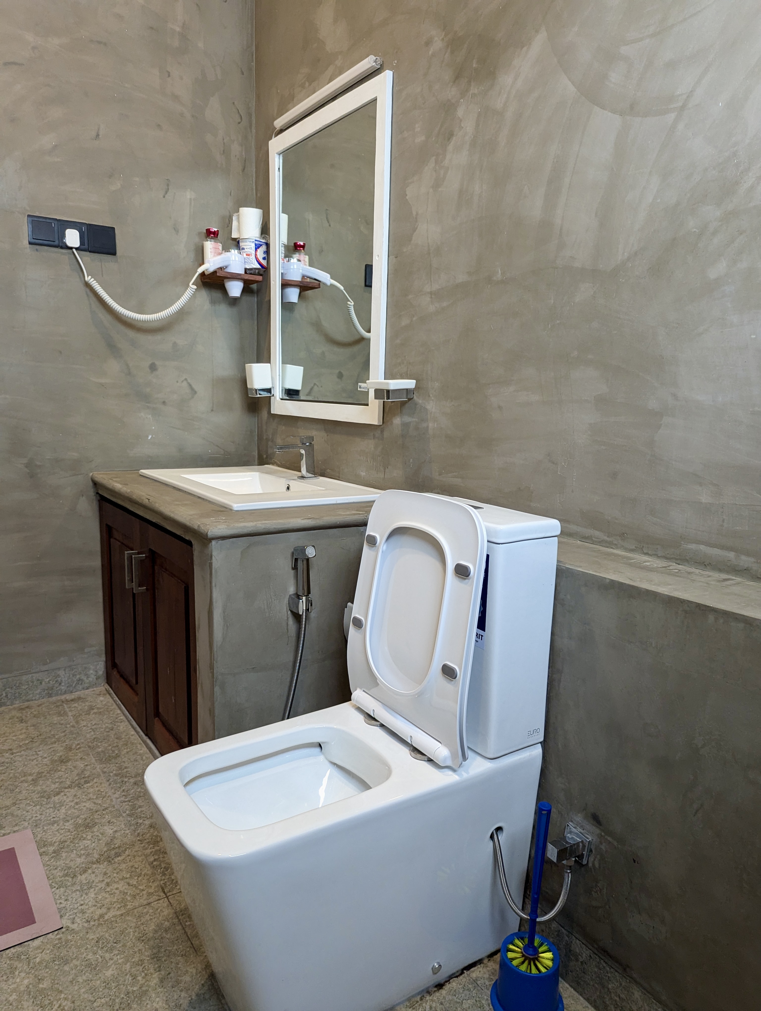 pxl 20241119 091033607