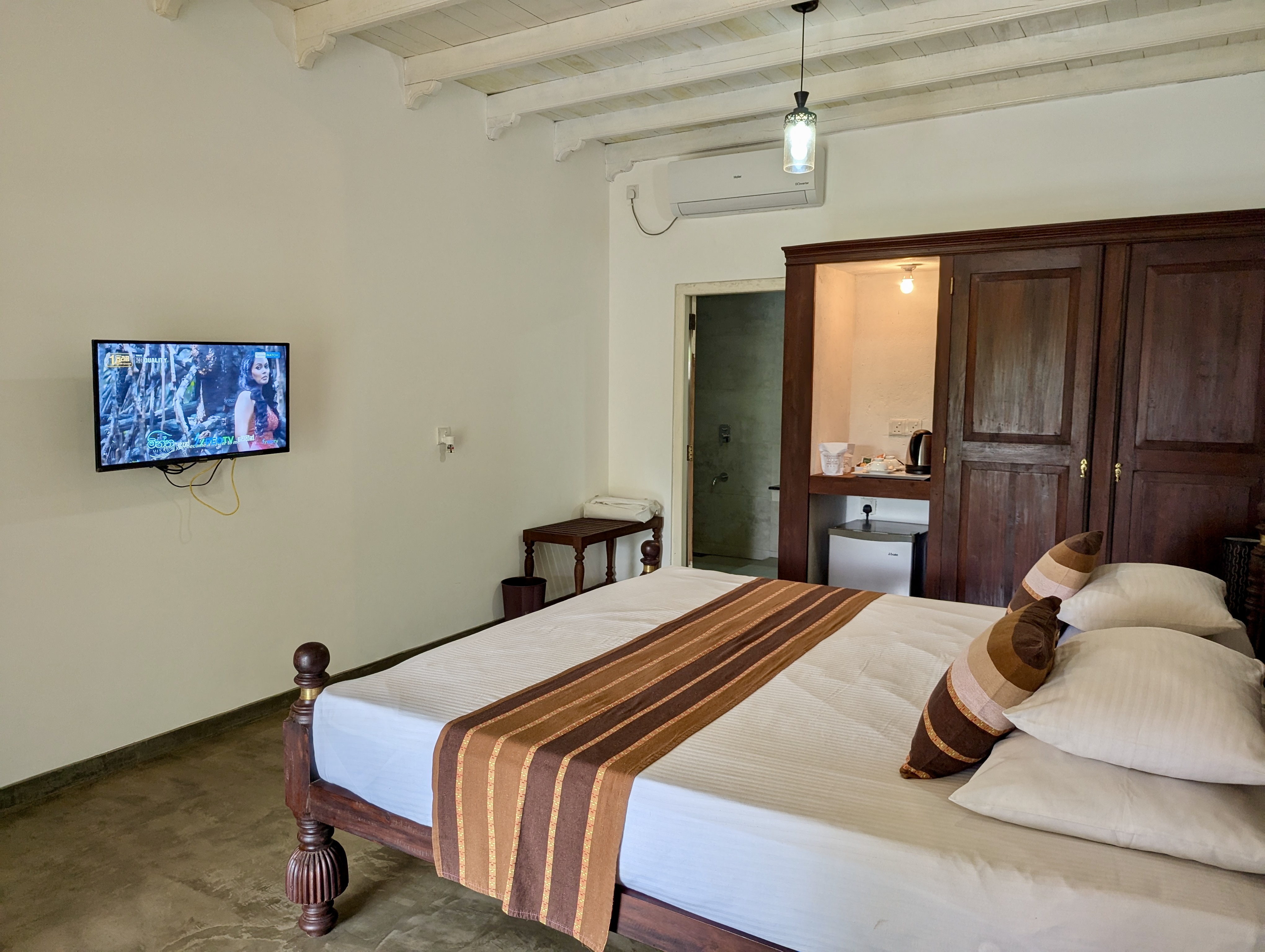 pxl 20241120 042318835