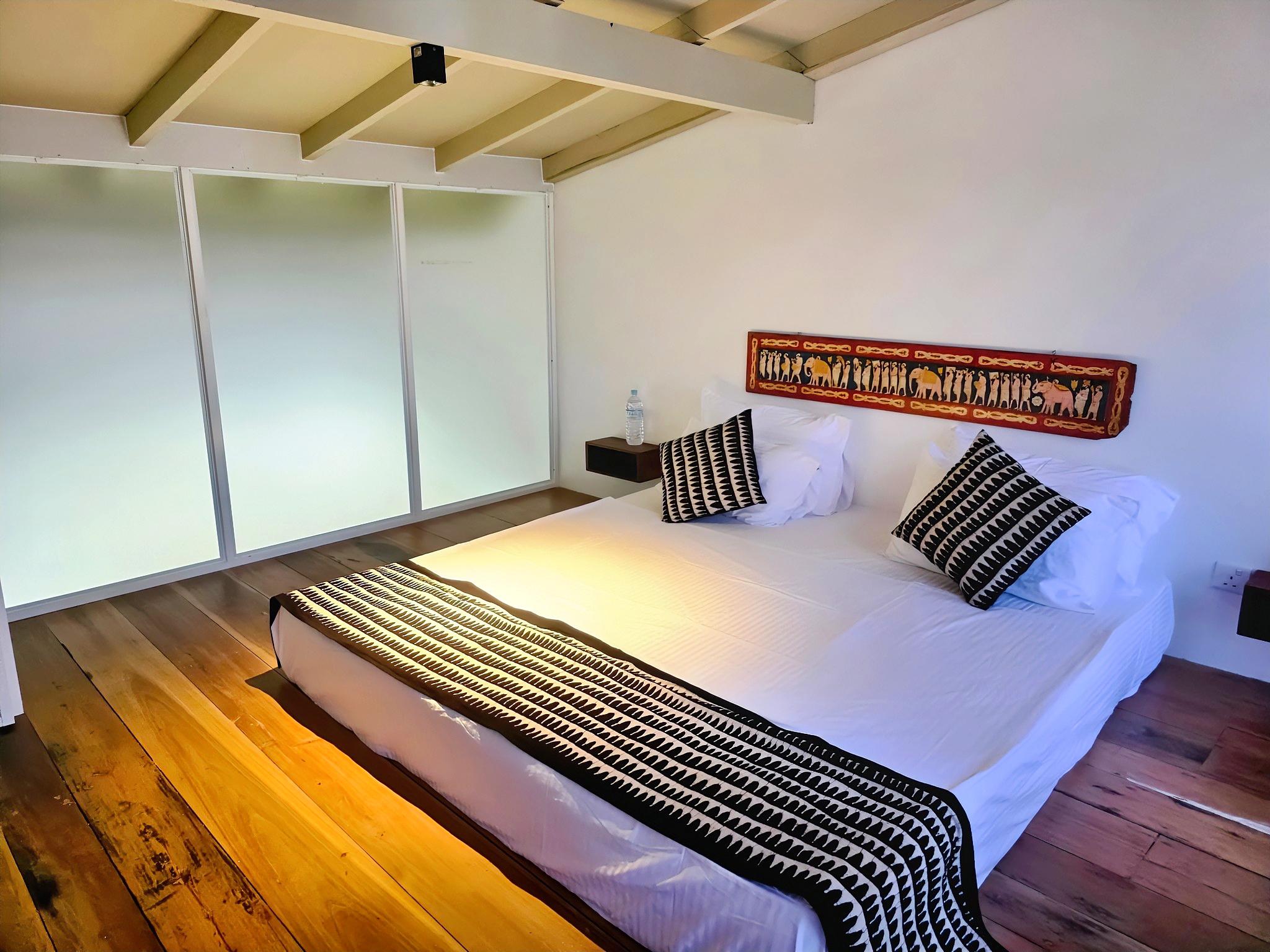 d1b525df 43d3 4295 b5bd e895a5dffbfc